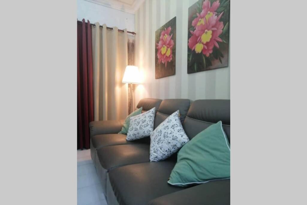 Orked Aeridina Homestay Puchong Exterior foto